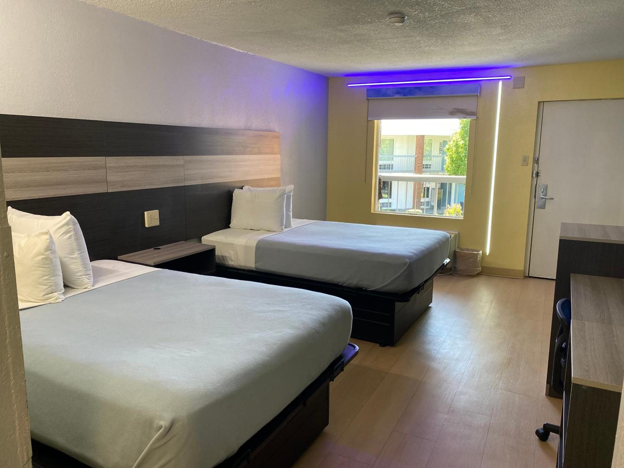 Rest And Relax Inn Pensacola Zewnętrze zdjęcie